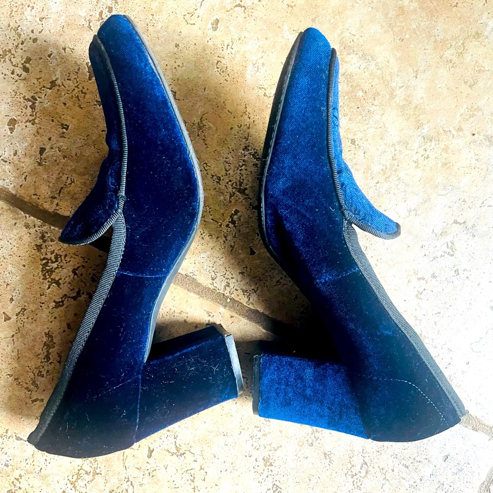Blue Velvet Heels women’s 9 1/2